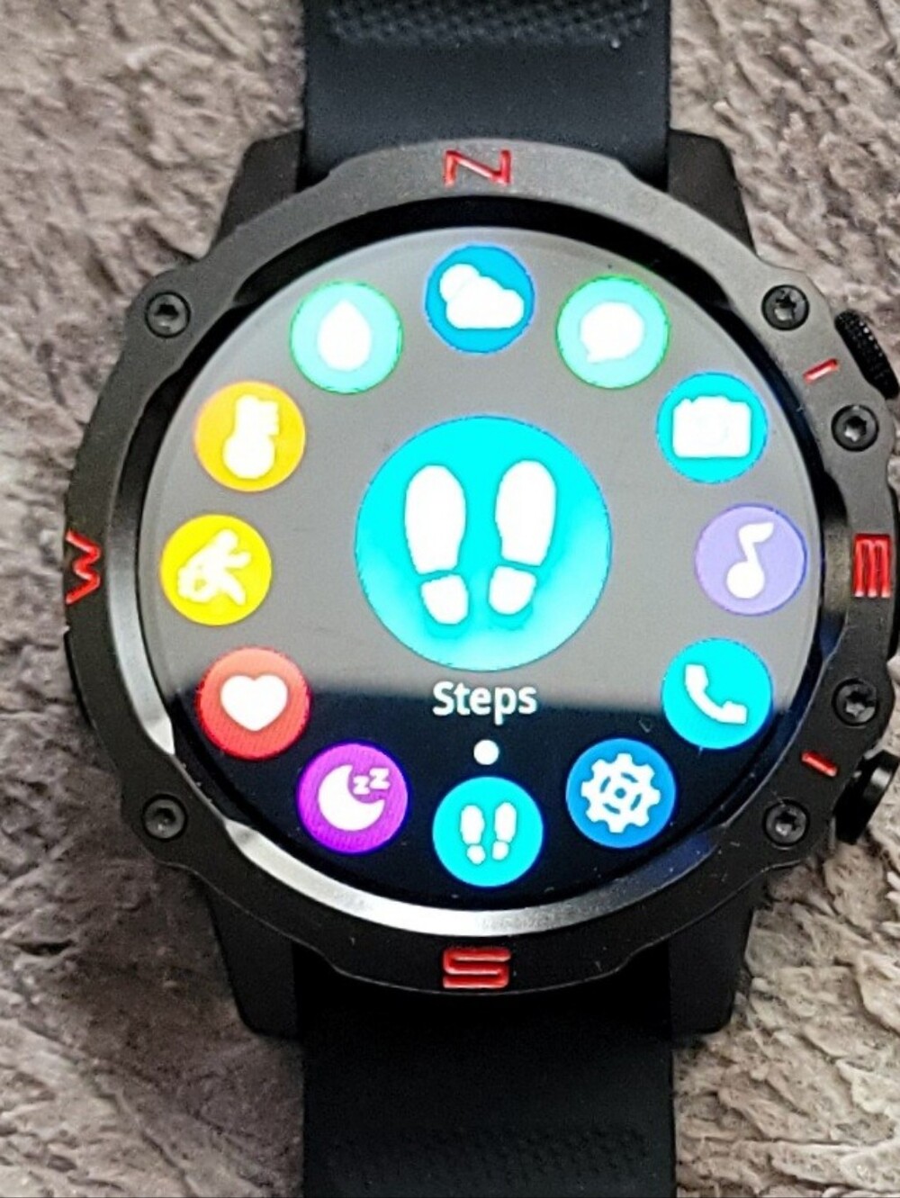 Smart Watch With Sports Band IOS & Android Compability - Picture 2 of 4